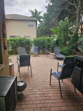 7533 Topiary Ave in Boynton Beach, FL - Building Photo - Building Photo