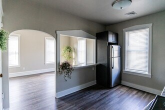 101-105 S Market St in Elizabethtown, PA - Building Photo - Building Photo