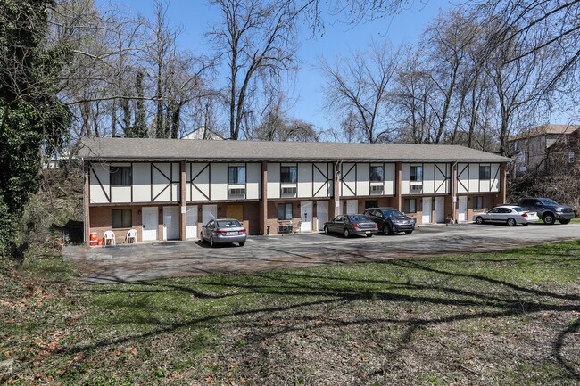 Burke Way in North Versailles, PA - Building Photo - Building Photo