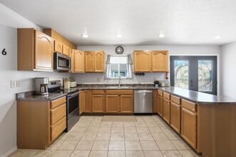 9525-9529 E Mission Ave in Spokane, WA - Building Photo - Building Photo