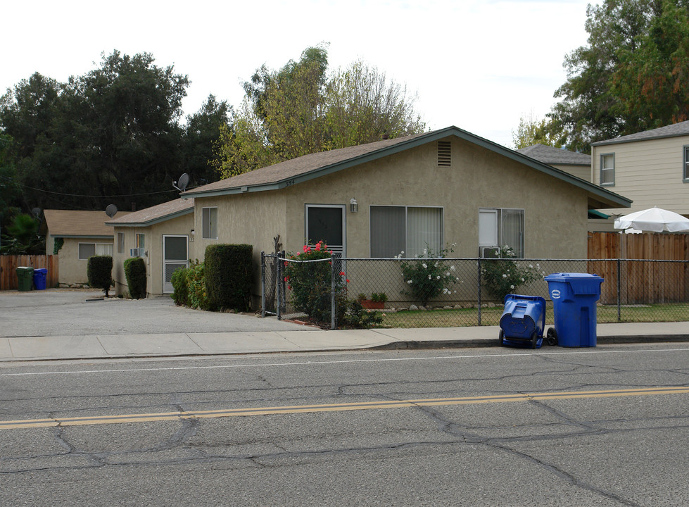 540-572 Mahoney Ave in Oak View, CA - Building Photo