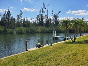 1352 Rock Dove Ct in Punta Gorda, FL - Building Photo - Building Photo
