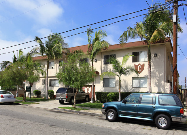 The Crest in Hawthorne, CA - Building Photo - Building Photo