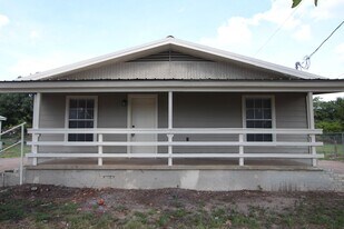 1016 Bennett Ave in Tyler, TX - Building Photo