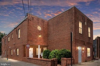 620 Kenmore Ave in Fredericksburg, VA - Building Photo - Building Photo