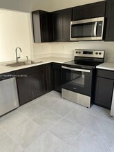 492 NE 5th St in Florida City, FL - Building Photo - Building Photo