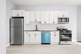 436 St Nicholas Ave in New York, NY - Building Photo - Building Photo