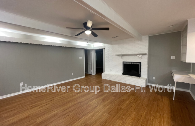 1241 Whispering Trail in Dallas, TX - Building Photo - Building Photo