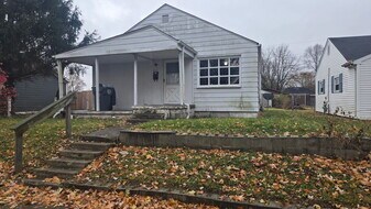 415 E 35th St in Anderson, IN - Building Photo