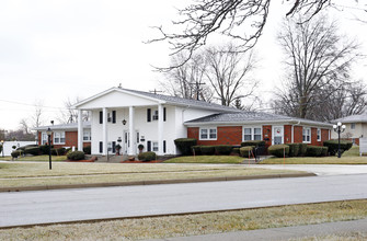 1000 Plaza St in Findlay, OH - Building Photo - Building Photo