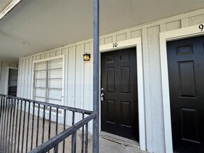 425 E 9th St in Houston, TX - Building Photo - Building Photo