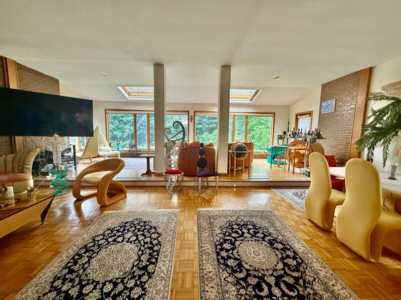 26 Nantucket Pl in Scarsdale, NY - Building Photo