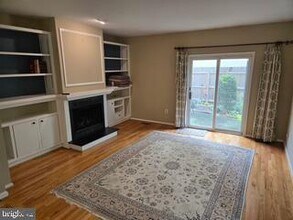 2501 Christian St in Philadelphia, PA - Building Photo - Building Photo