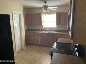 2158 Spring Park Rd in Jacksonville, FL - Building Photo - Building Photo