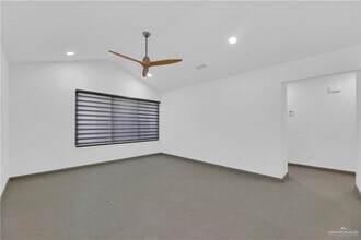 12 East St in McAllen, TX - Building Photo - Building Photo