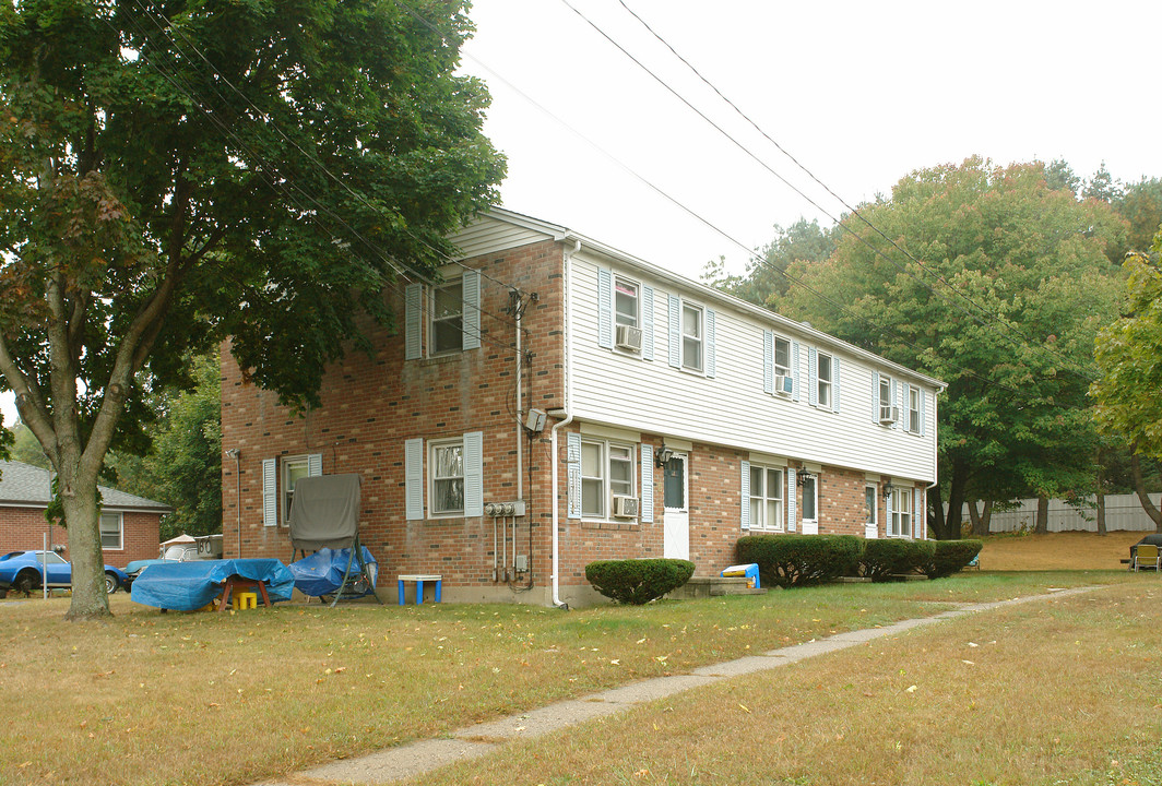 62 Jefferson Ave in Bristol, CT - Building Photo