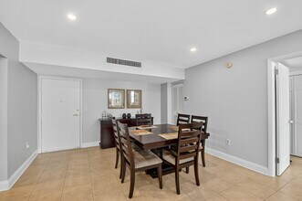 3450 S Ocean Blvd in Palm Beach, FL - Foto de edificio - Building Photo