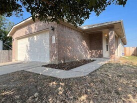 5820 Angel Dr in Austin, TX - Building Photo
