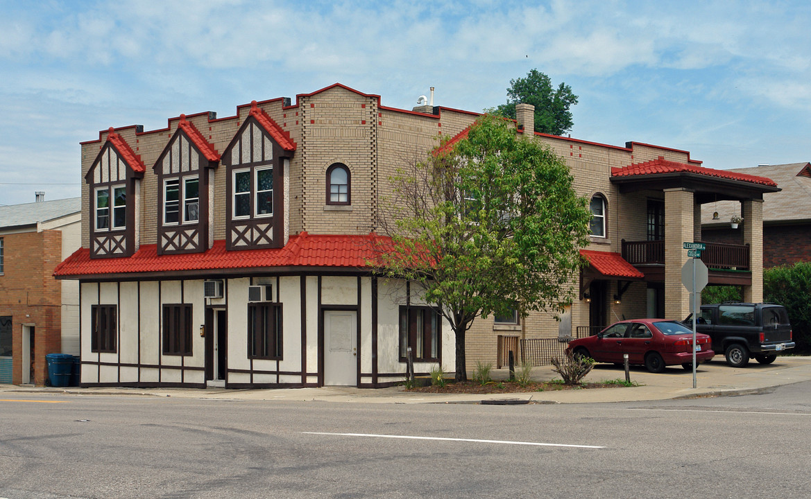 5 Custis Ave in Newport, KY - Foto de edificio