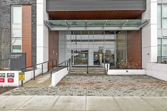 13428-13105 105 Ave in Surrey, BC - Building Photo - Building Photo