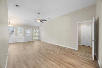 109 Rosemary Cove in Georgetown, TX - Building Photo - Building Photo