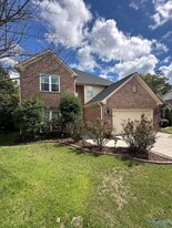 114 Canterbury Dr in Madison, AL - Building Photo