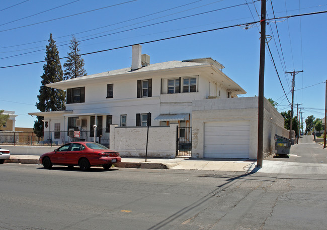 1207 Rio Grande Ave in El Paso, TX - Foto de edificio - Building Photo