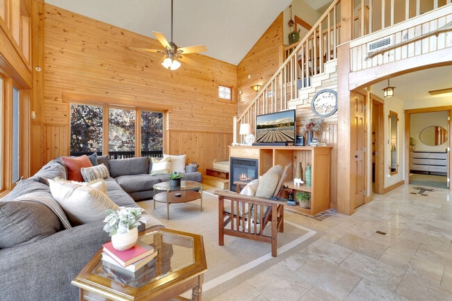 10019 Kindred Hollow Rd in Rogers, AR - Building Photo - Building Photo