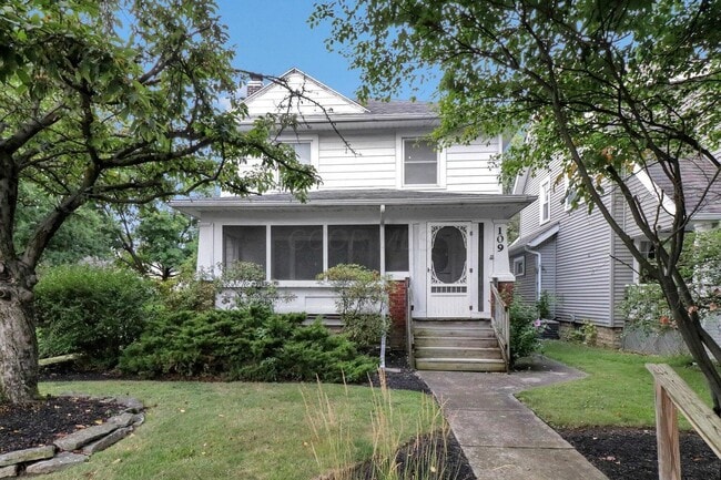 property at 109 S Westgate Ave