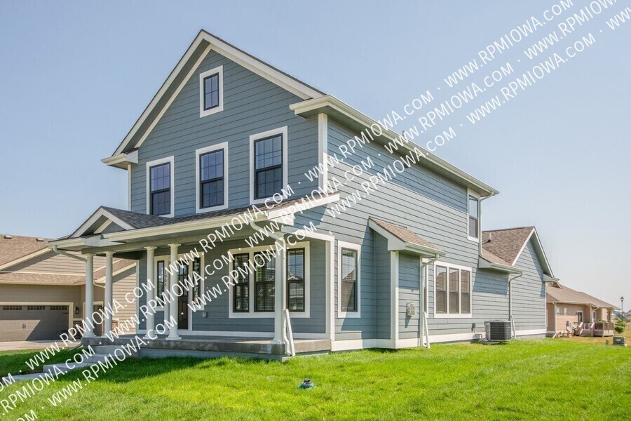 1905 SW Westwood St in Ankeny, IA - Foto de edificio