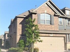 920 Brookville Ct in Plano, TX - Building Photo