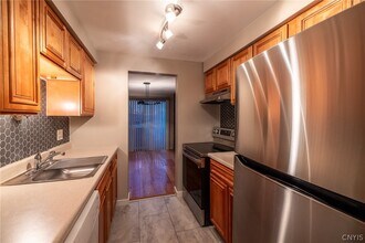 705 Idlewood Blvd N in Baldwinsville, NY - Building Photo - Building Photo