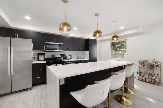 6162 Mary Ln Dr in San Diego, CA - Building Photo - Building Photo