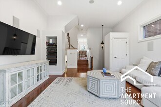 952 N Racine Ave in Chicago, IL - Building Photo - Building Photo