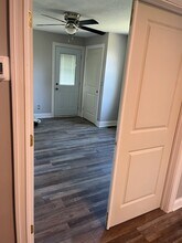 6921 Milestrip Rd in Orchard Park, NY - Foto de edificio - Building Photo