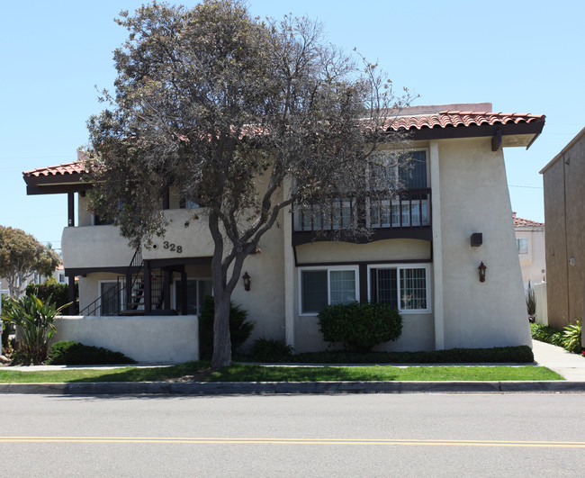 328 16th St in Huntington Beach, CA - Building Photo - Building Photo