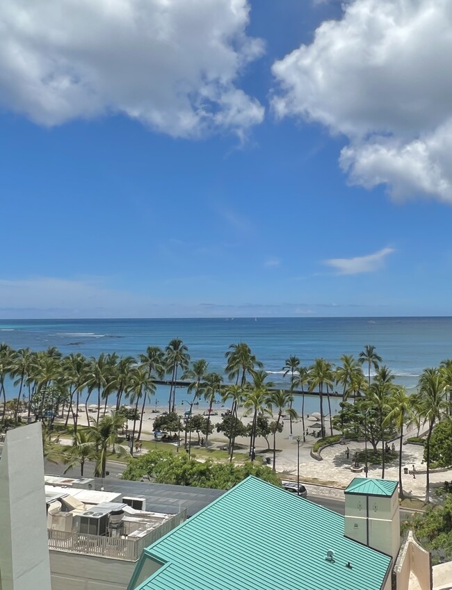 property at 2500 Kalakaua Ave