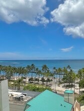 2500 Kalakaua Ave, Unit 1204 in Honolulu, HI - Building Photo - Building Photo