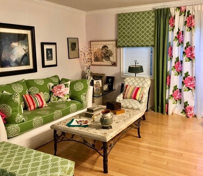 property at 1345 N Fuller Ave