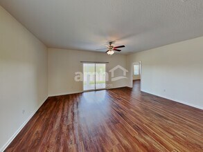 8146 Golden Bamboo Dr in Jacksonville, FL - Building Photo - Building Photo