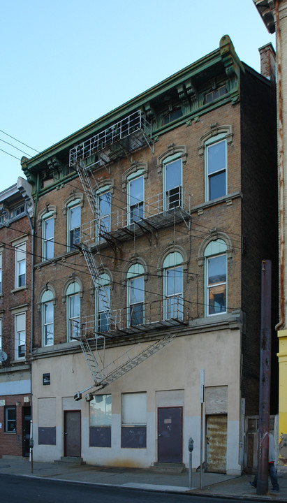 1804 Race St in Cincinnati, OH - Building Photo