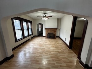 23 Indian Orchard Pl, Unit Lower in Buffalo, NY - Building Photo - Building Photo