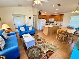 388 Nettles Blvd, Unit SI ID1537483P in Jensen Beach, FL - Building Photo