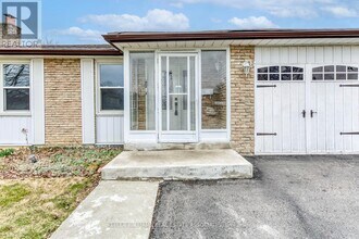 27 Gondola Crescent in Brampton, ON - Building Photo - Building Photo