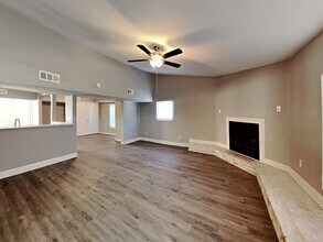 1611 La Manda Blvd in San Antonio, TX - Building Photo - Building Photo