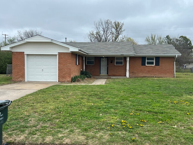 property at 1031 Carlisle Cir
