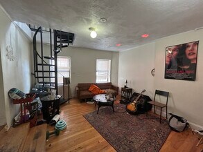 132 Hemenway St in Boston, MA - Foto de edificio - Building Photo