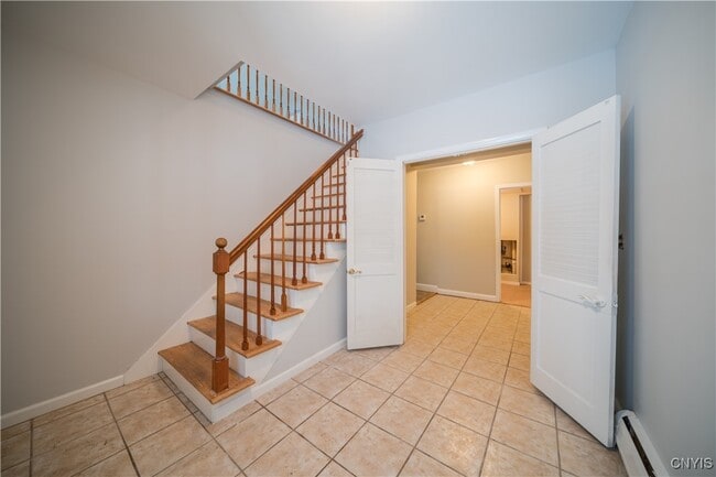 4618 Brickyard Falls Rd in Manlius, NY - Building Photo - Building Photo