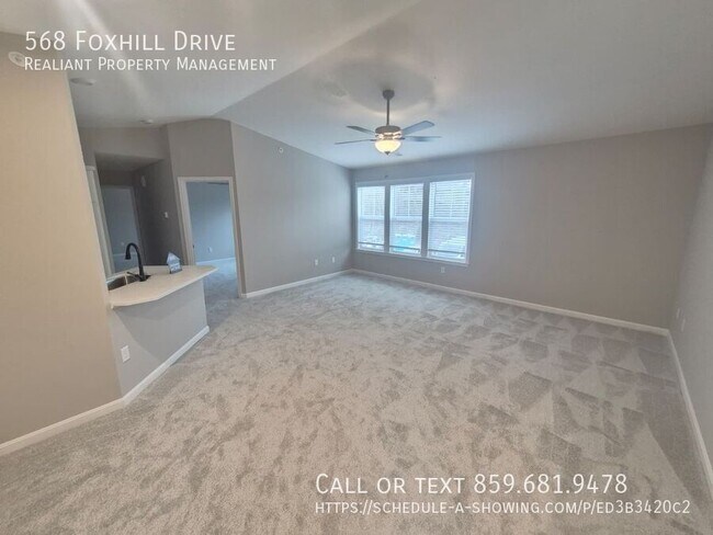 568 Foxhill Dr in Crescent Springs, KY - Building Photo - Building Photo