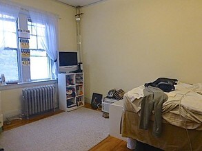 174 Winthrop Rd in Brookline, MA - Building Photo - Building Photo